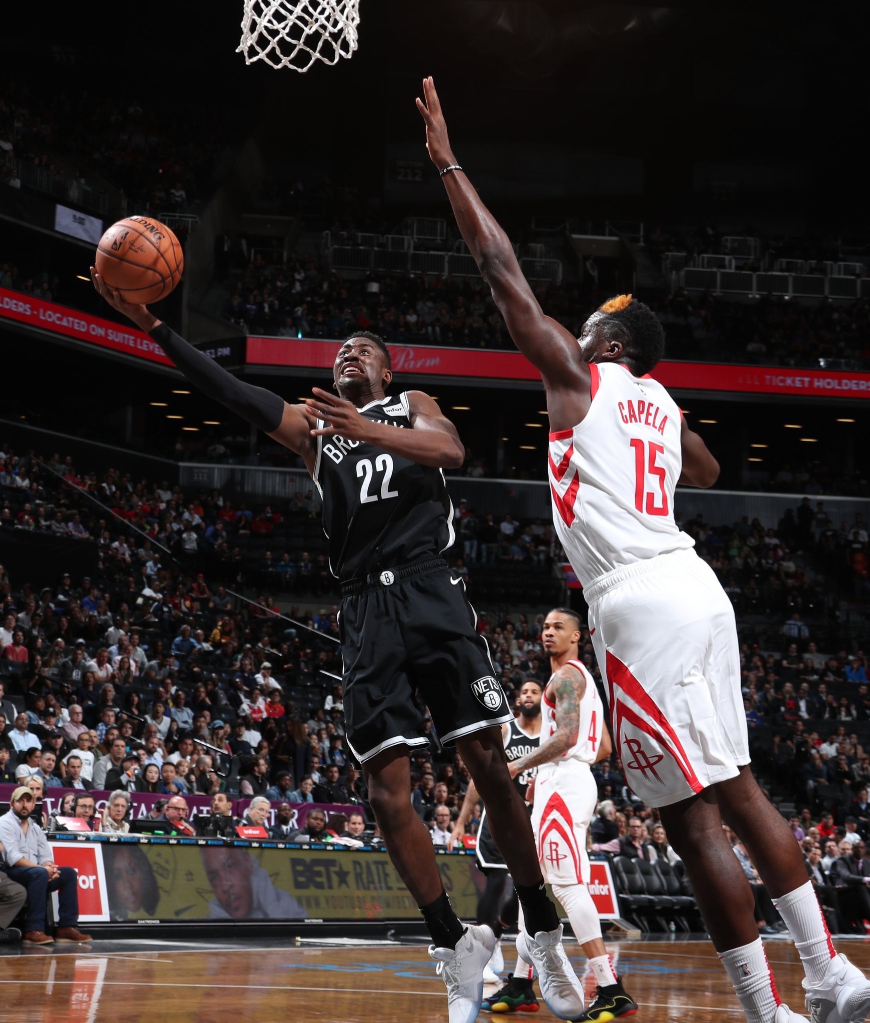 亚博-Karsa焦点对战，大坂直美与70激战篮网分钟，出色发挥胜负难料！全场沸腾不已的简单介绍-亚博